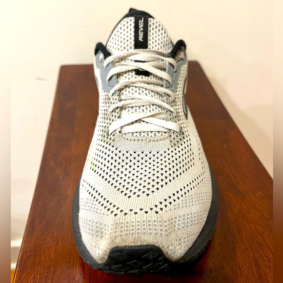 Rebel Brooks Running Sneakers - Picture 2 of 3